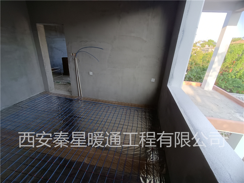 電地暖